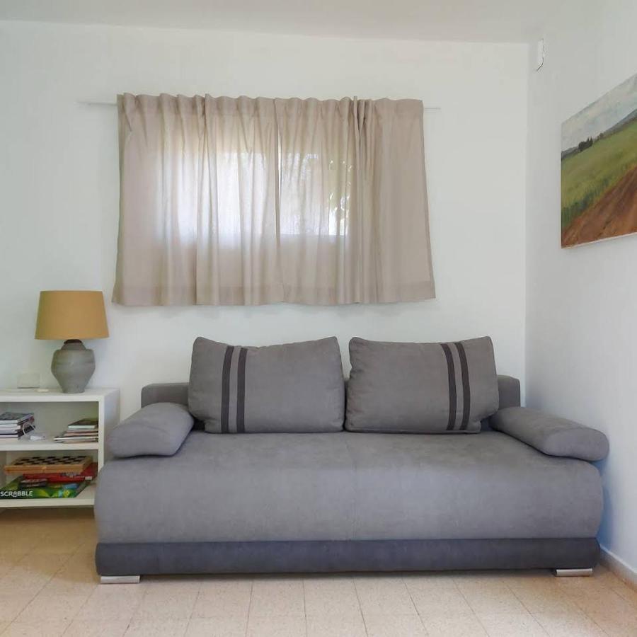 Maple'S Place - אירוח מייפל Rosh Pinna Exterior foto